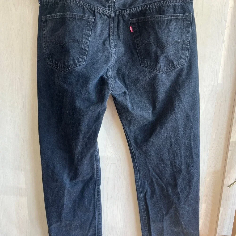 Levi's Jeans Mens 42x32 100% Cotton 501‎ Button Fly Red Tab Straight Leg